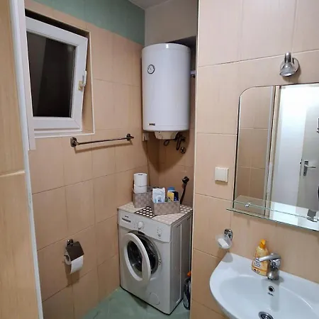 L&p - Free Private Parking Appartement Novi Sad